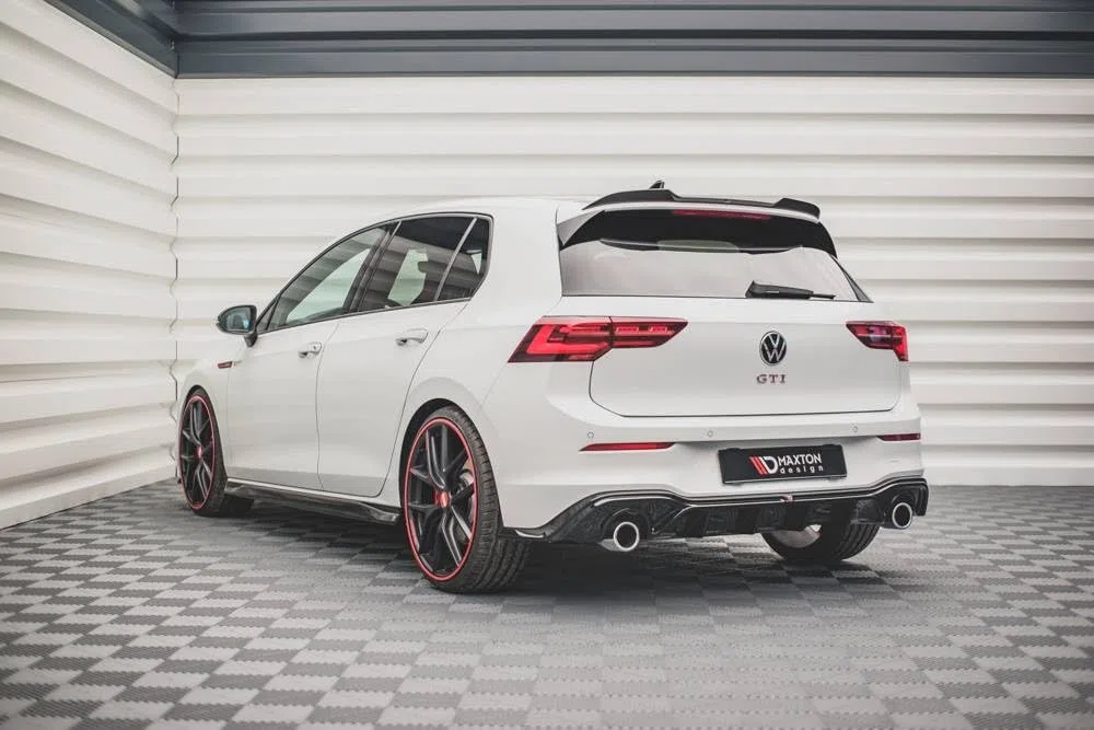 Maxton Design Heckdiffusor V.2 für VW Golf 8 GTI/GTD/GTE/R-Line 2020-2026 Hochglanz schwarz