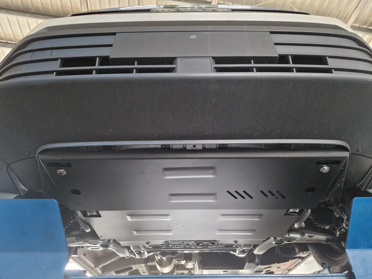 Metallschutz unter dem Motor, kompatibel mit der Marke VW Crafter – (2017–2025)