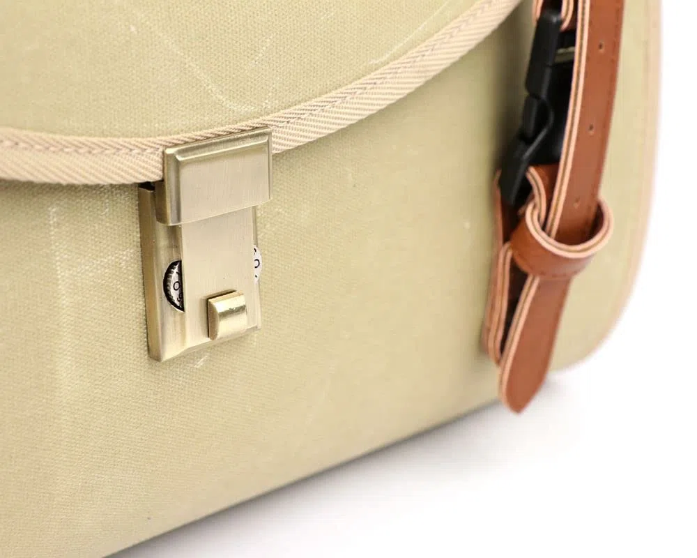 MOTO NOSTRA Koffer/Tasche Classic 'waxed canvas', beige, 35L, 480x300x270mm kompatibel für Vespa, Lambretta, GTS, GTV, LX/LXV, ET4, S50, 150, Sprint, Primavera