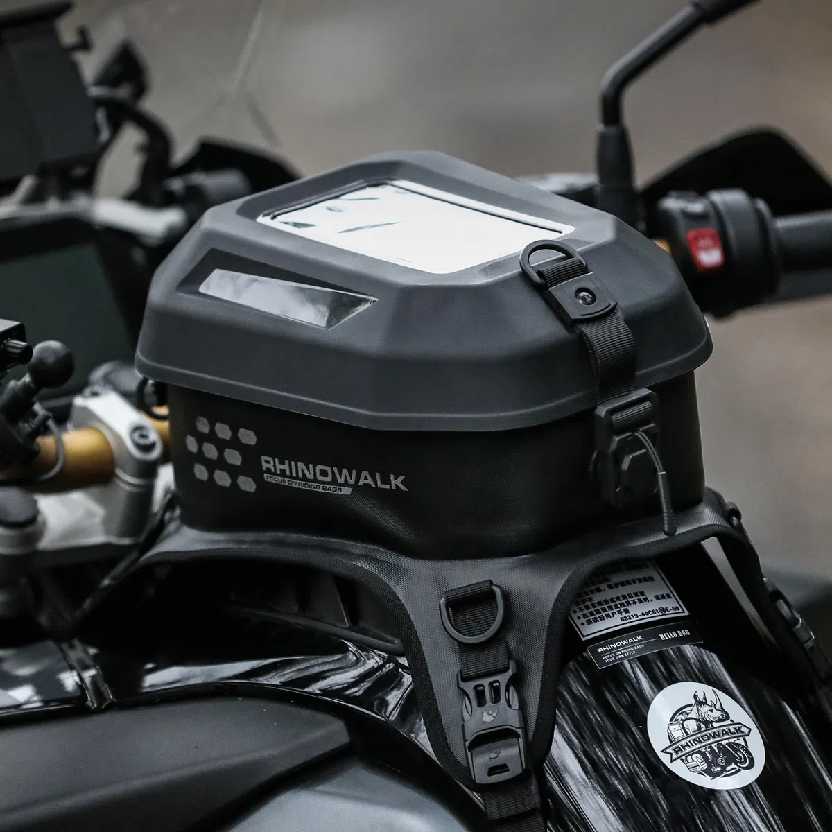 Rhinowalk Motorrad Tanktasche Wasserdicht – Hartschale Tank Bag mit Touchscreen-Handyfach, Magnetverschluss, abnehmbarem Deckel, Schultergurt – für Motorräder und Outdoor