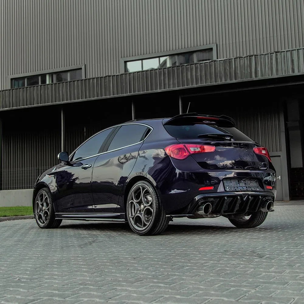 Heckdiffusor kompatibel mit ALFA Romeo Giulietta 2010–2020 v2